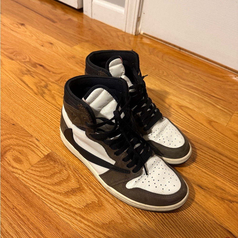 Jordan 1 Travis Scott High OG Mocha